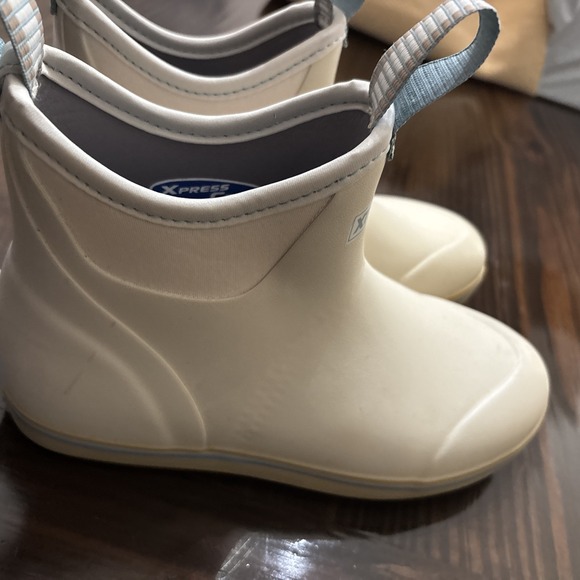 XTRATUF Deck Boot Ivory Women Size 6 Express Cool, Non-Marking - Picture 6 of 8